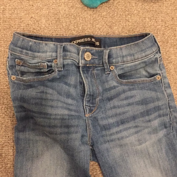 Express Jeans - Picture 2 of 3